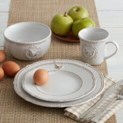 Farmhouse Hen Set Of 4 Dinner Plates -Kitchen Supplies Shop 5219159 2 0f696639 05cb 40fb ad8f c2b9e7f58efe